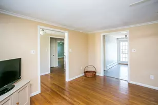 41 Clayton St, Middletown, RI 02842 - Photo 3