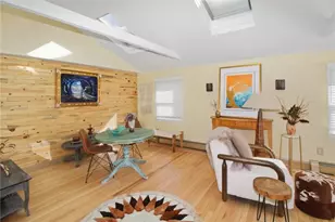 6 Sullivan St, Newport, RI 02840 - Photo 9