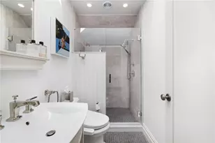 9 Anthony St, Newport, RI 02840 - Photo 31