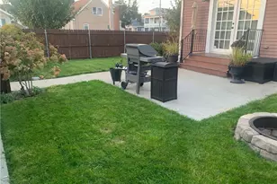 214 Grand Ave, Pawtucket, RI 02861 - Photo 27