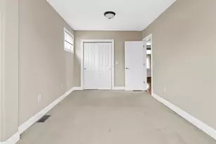 214 Grand Ave, Pawtucket, RI 02861 - Photo 17