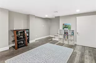 214 Grand Ave, Pawtucket, RI 02861 - Photo 21