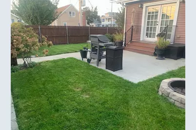 214 Grand Avenue, Pawtucket, RI 02861 - Photo 29