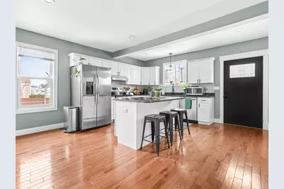 214 Grand Avenue, Pawtucket, RI 02861 - Photo 3