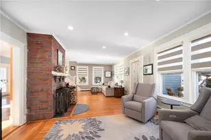 51 Wilcox Ave, Pawtucket, RI 02860 - Photo 15