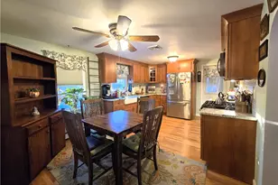 402 Main St, Scituate, RI 02823 - Photo 3