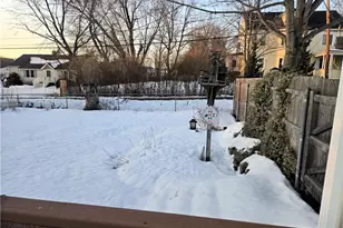 402 Main St, Scituate, RI 02823 - Photo 11