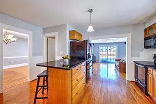 42 Mountain Ave, East Providence, RI 02915 - Photo 15