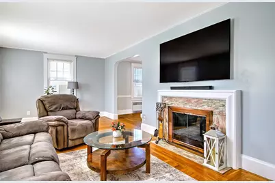 42 Mountain Avenue, East Providence, RI 02915 - Photo 5