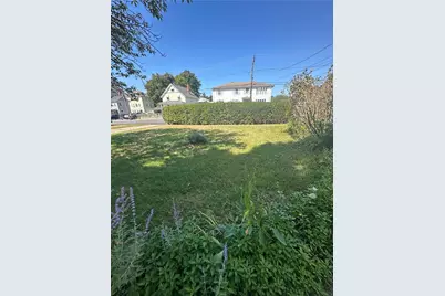 15 E Earle Street, Cumberland, RI 02864 - Photo 5