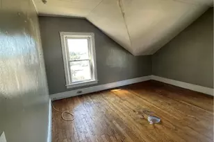 15 E Earle St, Cumberland, RI 02864 - Photo 13