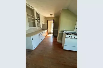 15 E Earle Street, Cumberland, RI 02864 - Photo 7