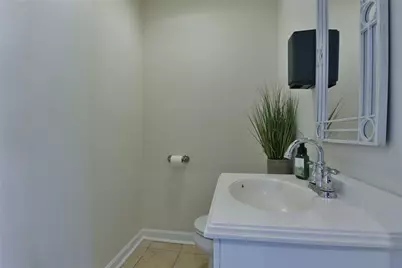 1709 Warwick Avenue #A, Warwick, RI 02889 - Photo 5