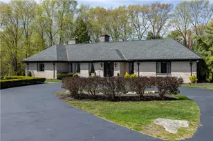 136 White Birch Cir, Scituate, RI 02831 - Photo 13