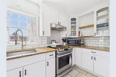 135 Cypress Street, Providence, RI 02906 - Photo 23