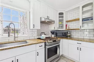 135 Cypress St, Providence, RI 02906 - Photo 23