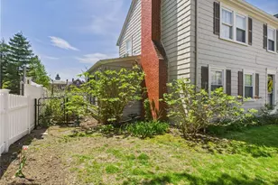 135 Cypress St, Providence, RI 02906 - Photo 47