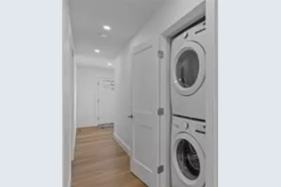 443 Wolcott Avenue #1, Middletown, RI 02842 - Photo 9