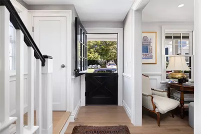 9 Anthony Street, Newport, RI 02840 - Photo 5