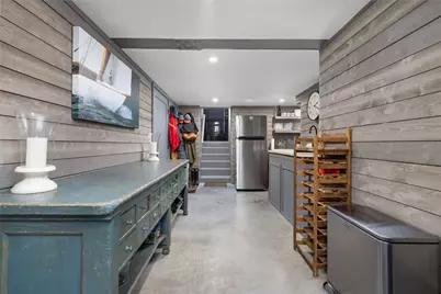 9 Anthony Street, Newport, RI 02840 - Photo 37