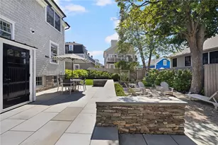 9 Anthony St, Newport, RI 02840 - Photo 19