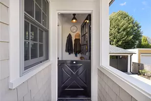 9 Anthony St, Newport, RI 02840 - Photo 17