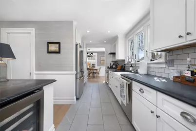 9 Anthony Street, Newport, RI 02840 - Photo 13