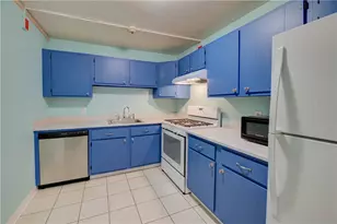 752 Quaker Ln, Warwick, RI 02818 - Photo 15