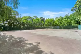 752 Quaker Ln, Warwick, RI 02818 - Photo 35