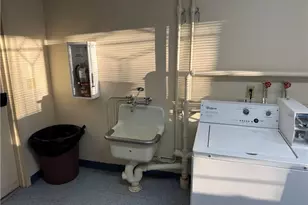 752 Quaker Ln, Warwick, RI 02818 - Photo 31