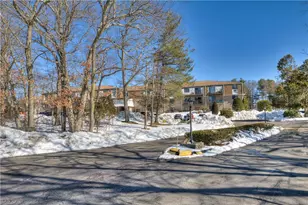 752 Quaker Ln, Warwick, RI 02818 - Photo 45