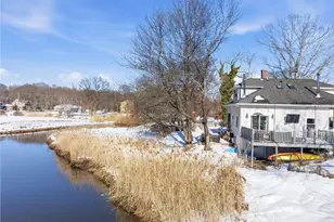 11 Heights Ave, Warwick, RI 02889 - Photo 35