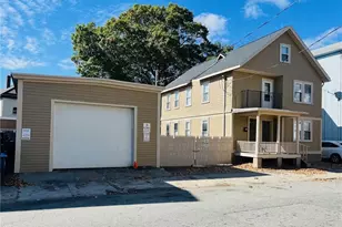 70 Ayrault St, Providence, RI 02908 - Photo 1