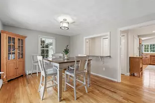 40 Weeden Ave, East Providence, RI 02916 - Photo 9