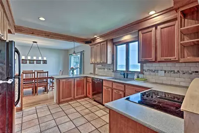 129 Dighton Avenue, Portsmouth, RI 02871 - Photo 13