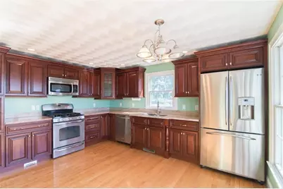 80 So. Brow Street, East Providence, RI 02914 - Photo 5