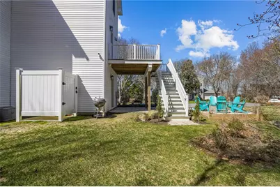 137 Rosebriar Avenue, South Kingstown, RI 02879 - Photo 43