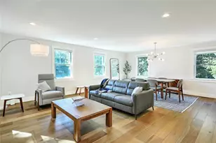 137 Rosebriar Ave, South Kingstown, RI 02879 - Photo 9