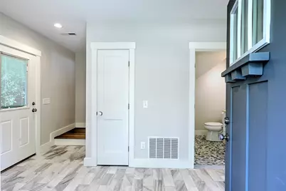 137 Rosebriar Avenue, South Kingstown, RI 02879 - Photo 3