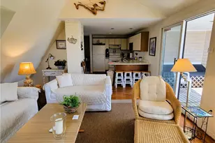 152 Tuckerman Ave, Middletown, RI 02842 - Photo 5