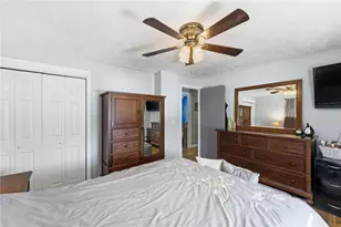 34 Commack Rd, East Providence, RI 02914 - Photo 25