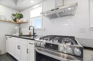 61 School St, Lincoln, RI 02802 - Photo 7