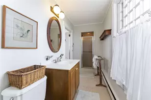 28 Newport St, Jamestown, RI 02835 - Photo 19