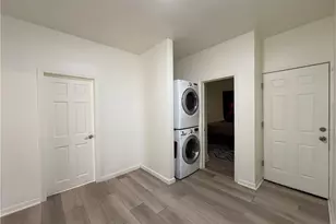 57 Garden St, Pawtucket, RI 02860 - Photo 7