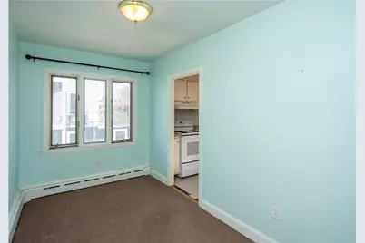 409 Broadway, Newport, RI 02840 - Photo 27