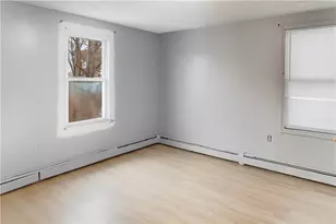 140 Cleveland St, Providence, RI 02909 - Photo 13