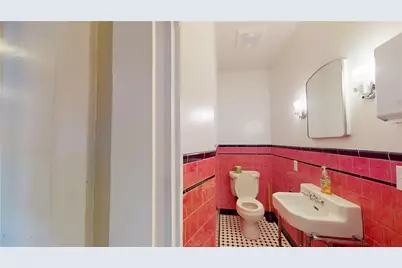 460 East Main Road, Middletown, RI 02842 - Photo 19