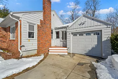 52 Dahlia Street, Warwick, RI 02888 - Photo 3