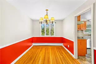 52 Dahlia St, Warwick, RI 02888 - Photo 9