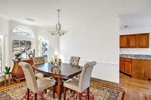 626 Smithfield Rd, North Providence, RI 02904 - Photo 7